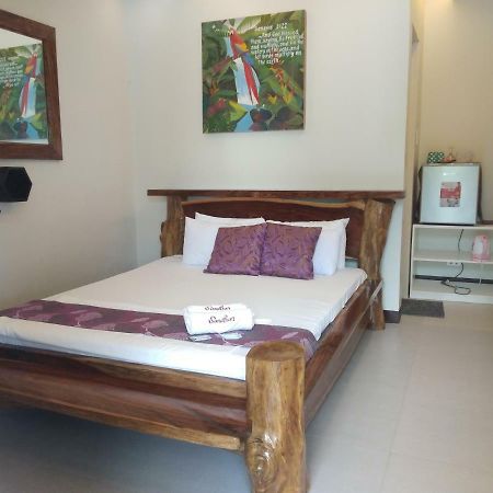 Sand Bar Beach Resort Насугбу Экстерьер фото